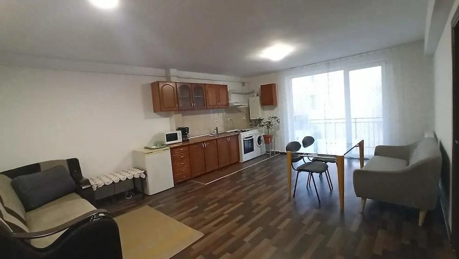 Apartament cu 2 camere decomandat în Florești