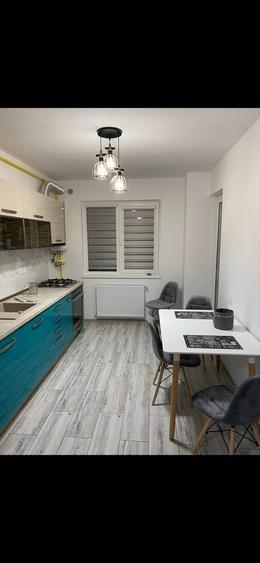 Apartament cu 2 camere decomandat în Exterior Vest
