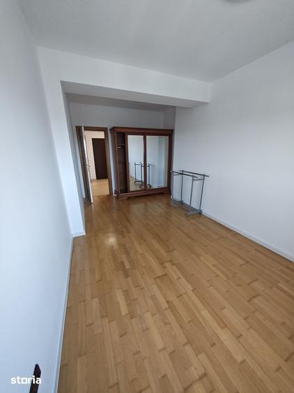 Apartament cu 3 camere decomandat, mobilat în Moșilor