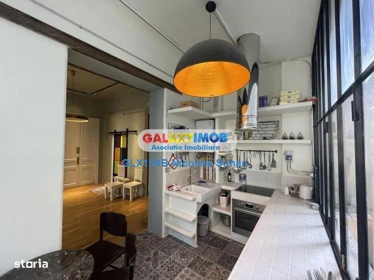 Apartament cu 3 camere, mobilat în Universitate