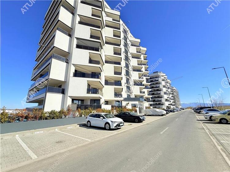Penthouse cu 3 camere decomandat, mobilat în Mihai Viteazul