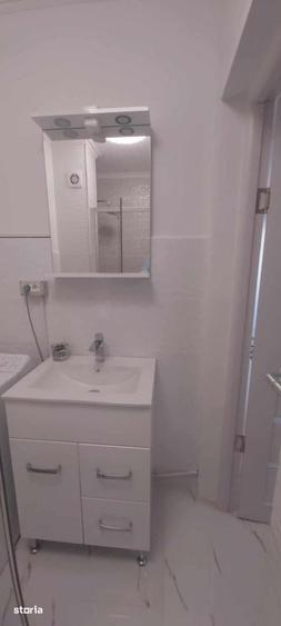 Apartament cu 2 camere, mobilat în Seleuș