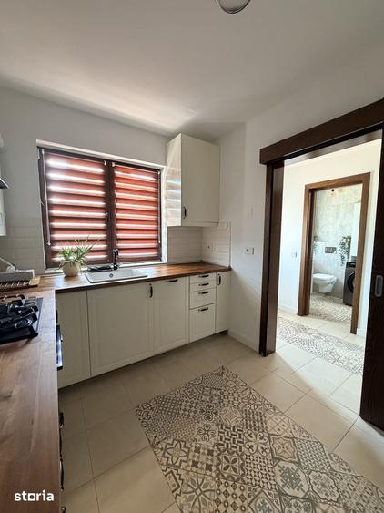 Casă cu 4 camere cu Teren 266 Mp în Tunari