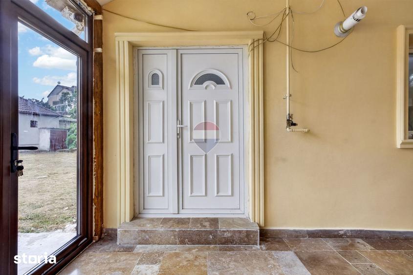 Casă cu 3 camere cu Teren 435 Mp în Ultracentral