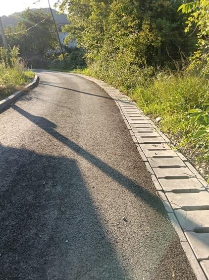 Casă individuală cu 4 camere cu Canalizare în Central