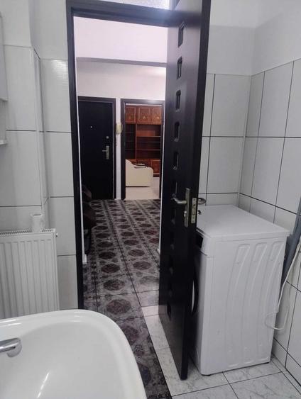Apartament cu 2 camere decomandat în Mihai Bravu