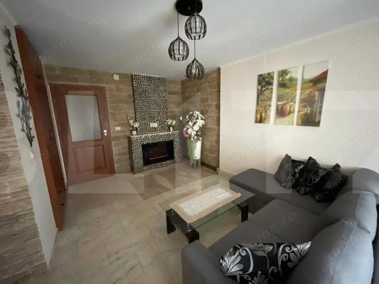Apartament cu 4 camere decomandat în Girocului