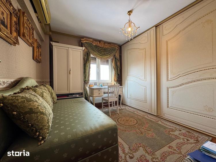 Apartament cu 3 camere decomandat în Unirii