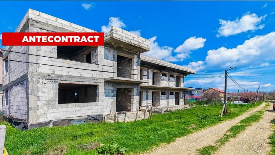 Casă individuală cu 10 camere cu Teren 394 Mp în Lazu
