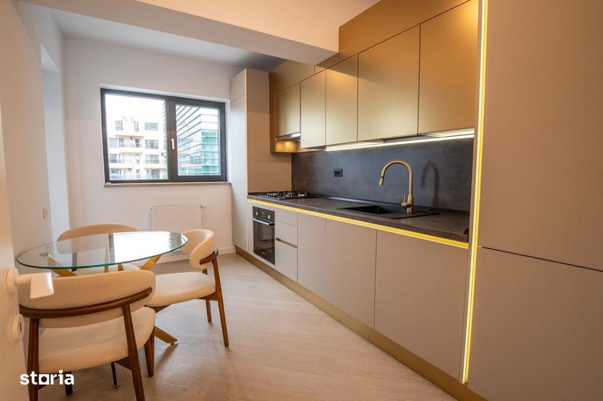 Apartament cu 3 camere decomandat, mobilat în Central