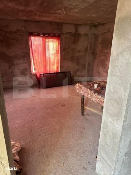 Casă cu 4 camere în Coldău
