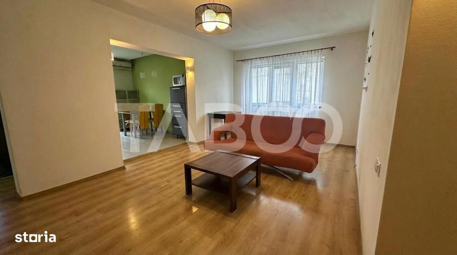Apartament cu 3 camere decomandat, mobilat în Valea Aurie