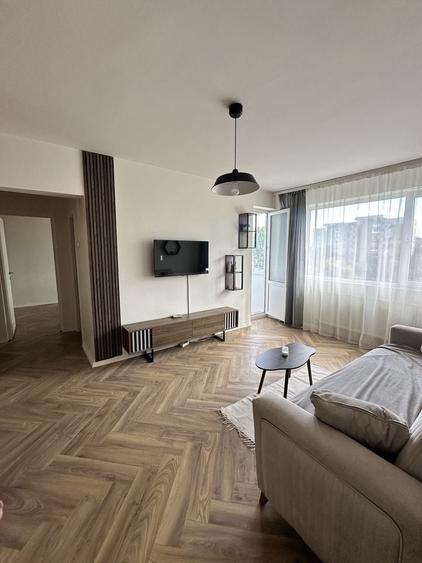 Apartament cu 2 camere semidecomandat în Lujerului