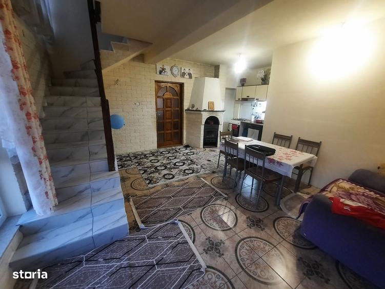 Casă cu 4 camere cu Teren 680 Mp în Micula
