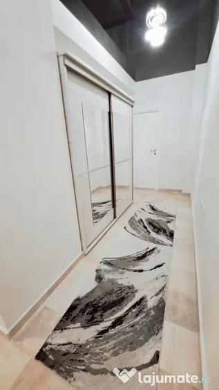 Apartament cu 2 camere decomandat în Tomis Plus