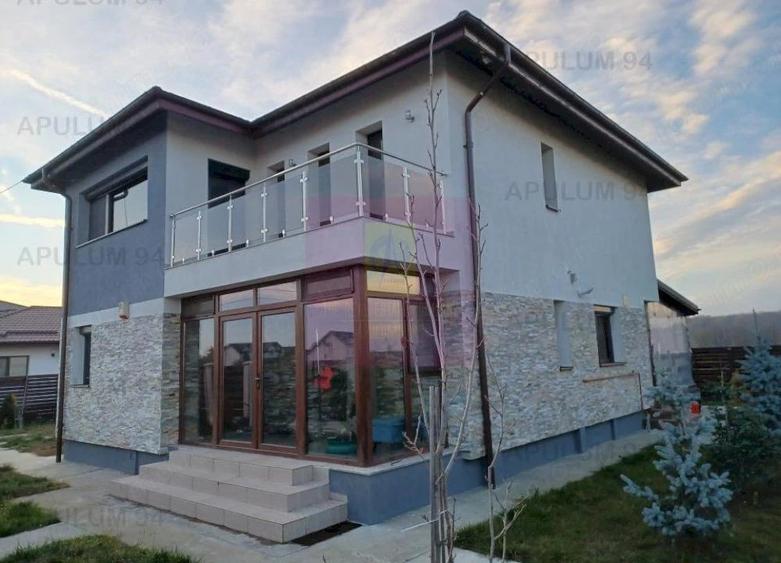 Casă cu 4 camere cu Teren 568 Mp în Săbăreni