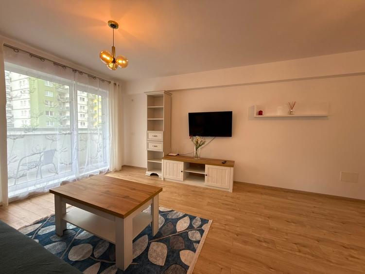 Apartament cu 2 camere în Tractorul