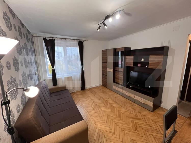 Apartament cu 2 camere semidecomandat, mobilat în Gheorgheni