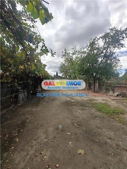 Casă cu 6 camere cu Teren 1693 Mp în Cornetu