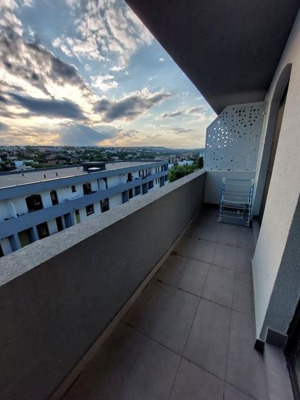 Apartament cu 3 camere decomandat în Valea Lupului