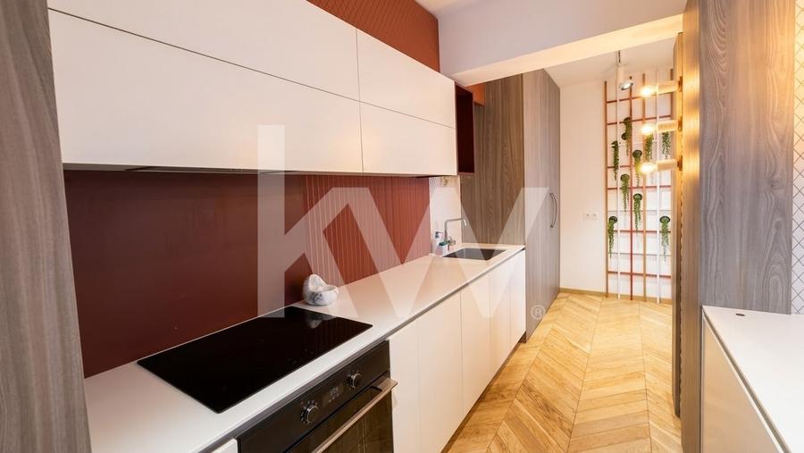 Apartament cu 4 camere decomandat, mobilat în Tractorul