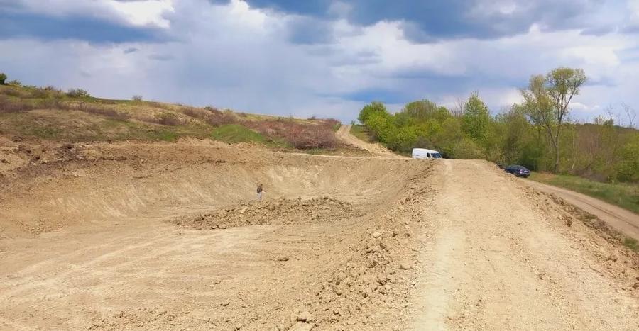 Teren agricol extravilan de 45000 mp, în Luna de Jos