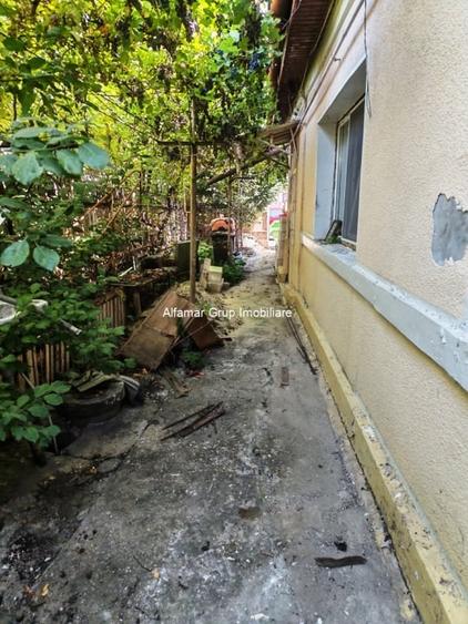 Casă individuală cu 3 camere cu Canalizare în Rahova