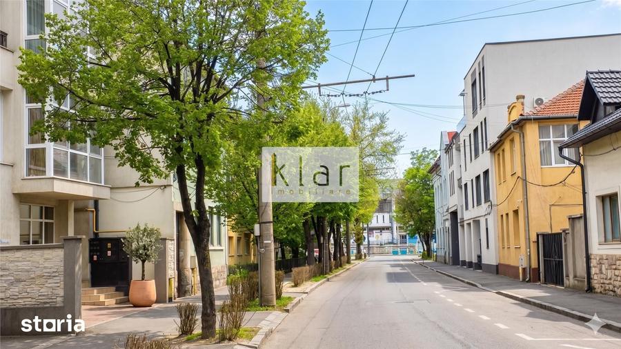 Garsonieră decomandată în Central