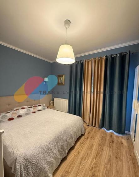 Apartament cu 3 camere semidecomandat în Florești