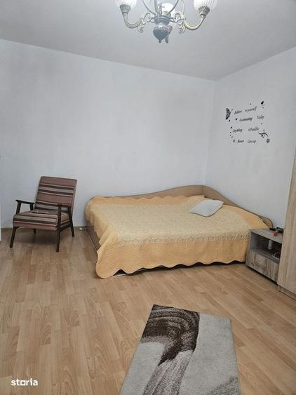 Garsonieră decomandată în Central