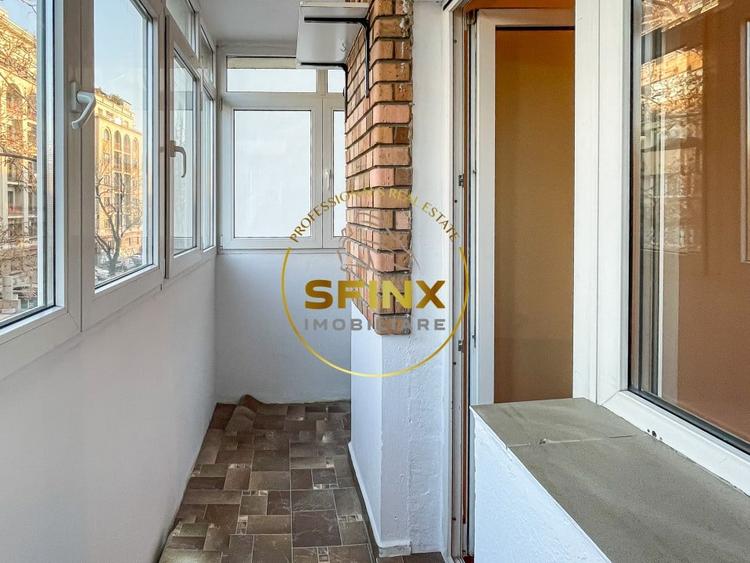 Apartament cu 4 camere decomandat în Dorobanți