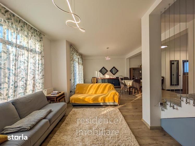 Casă cu 4 camere cu Teren 360 Mp în Borhanci