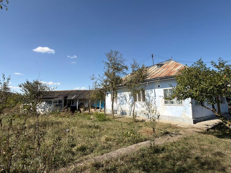 Casă cu 3 camere cu Canalizare în Erbiceni