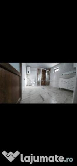 Casă cu 5 camere cu Teren 2000 Mp în Moșteni