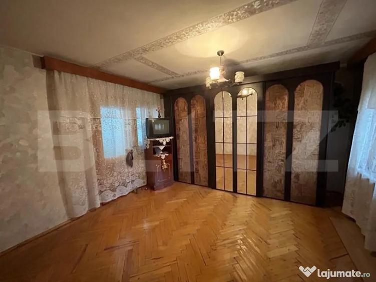 Casă cu 4 camere cu Teren 300 Mp în Burdujeni