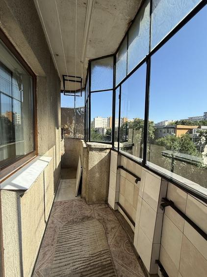 Apartament cu 2 camere decomandat în Sebastian