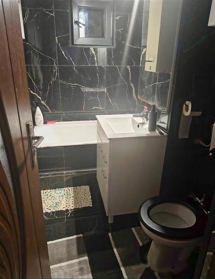 Apartament cu 3 camere decomandat în Canta
