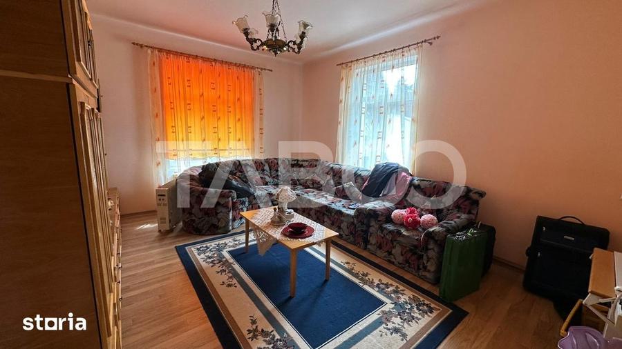 Casă cu 5 camere cu Teren 800 Mp în Turnișor