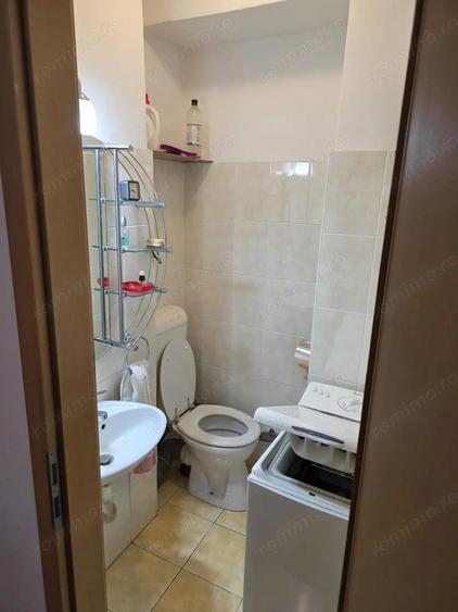 Apartament cu 3 camere decomandat în Gheorghe Lazăr