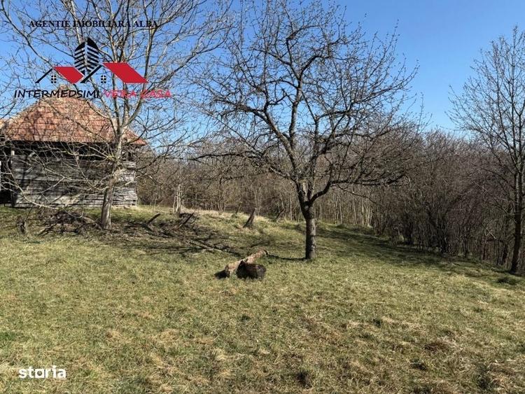 Casă cu 4 camere în Pârău lui Mihai