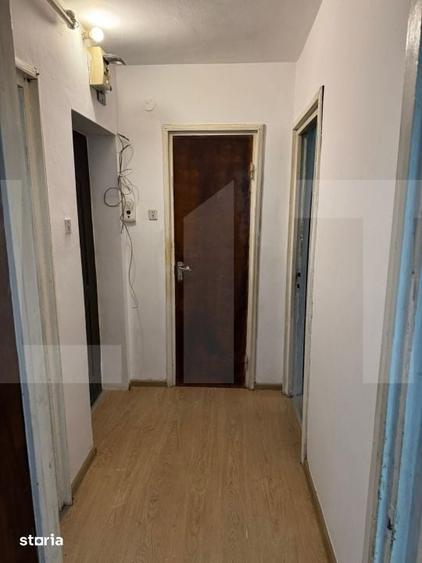 Apartament cu 3 camere decomandat în Sud