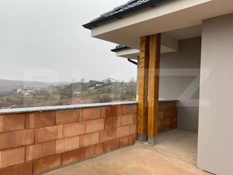 Casă cu 4 camere cu Teren 500 Mp în Feleacu