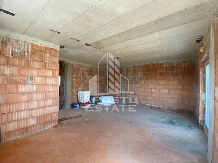 Duplex cu 3 camere cu Canalizare în Calea Urseni