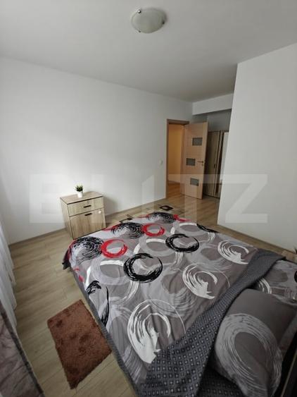 Apartament cu 2 camere decomandat, mobilat în Trivale