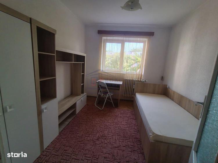 Apartament cu 4 camere în Central