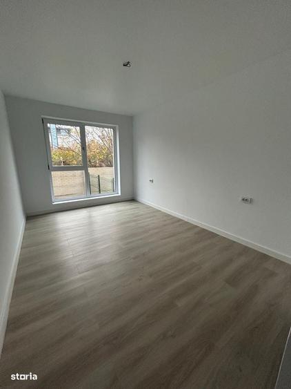 Apartament cu 4 camere decomandat în Albert