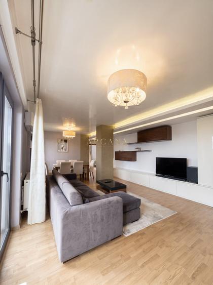 Apartament cu 3 camere semidecomandat, mobilat în Europa