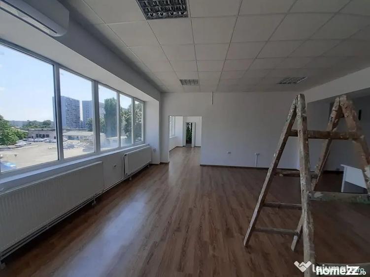 Spațiu comercial, de 125 mp, în Obor