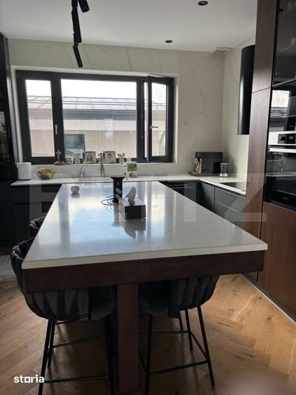 Casă cu 4 camere cu Teren 1550 Mp în Central