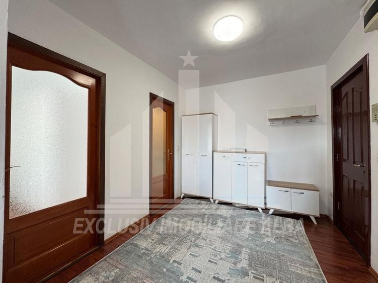 Apartament cu 2 camere decomandat în Cetate